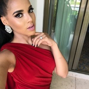 Red one sleeve dress